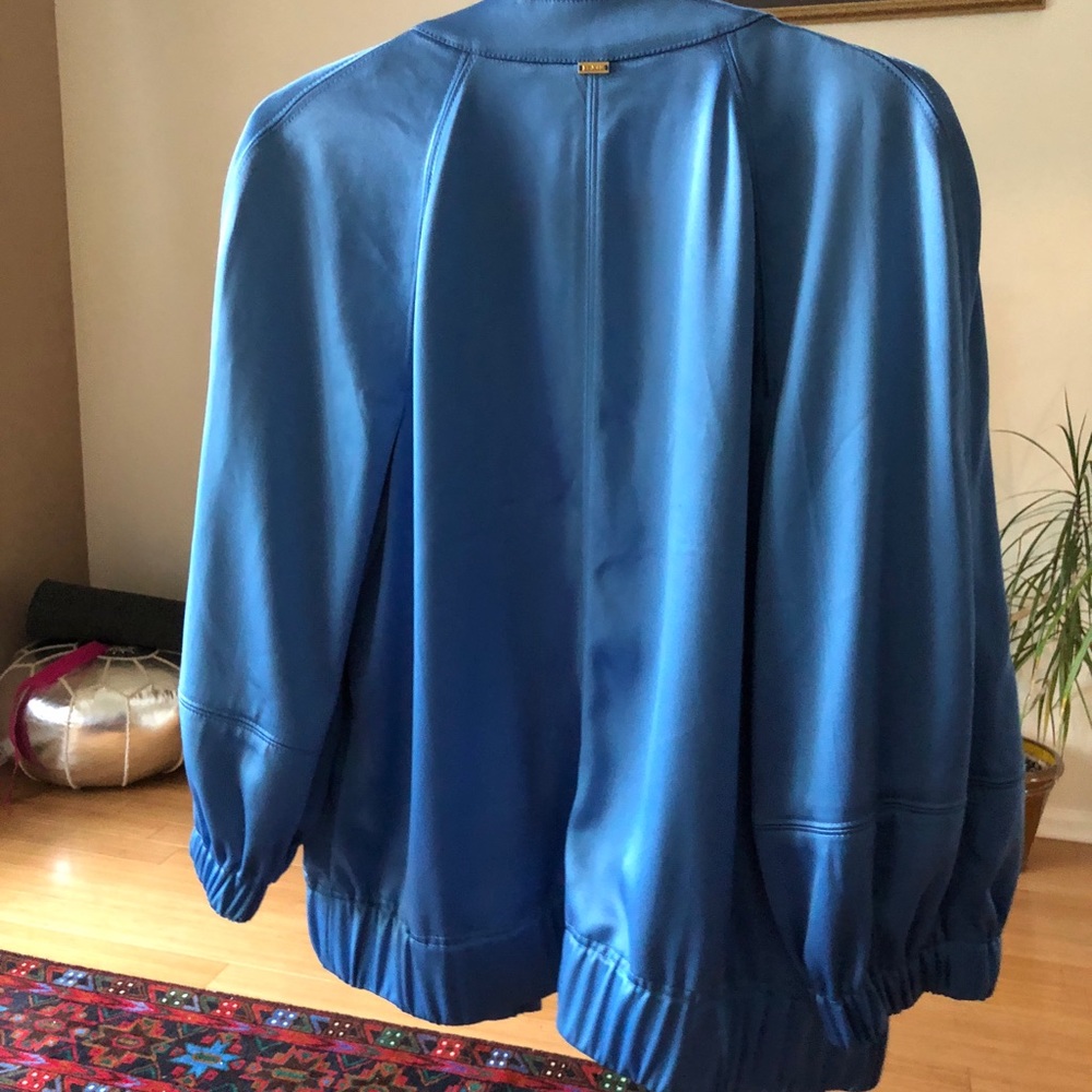 Jacket - Picture 3 of 3